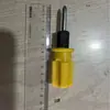 Venta al por mayor de fábrica destornillador de cabeza de rábano de doble propósito de 3 pulgadas y 4 pulgadas destornillador amarillo doble desmontable