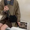 2026 Nuevo Bolso Cubo Retro Milenial con Borlas para Mujer Bolsa Pequeña Esmerilada con Cordón Bolso Cruzado de Hombro Único de Nicho
