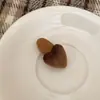 Pinza Pequeña de Corazón Flocado Color Café con Leche Retro para el Cabello de la Frente Flequillo Pinza para el Cabello Accesorios para la Cabeza Nuevo Clip de Pato Otoño e Invierno 2025