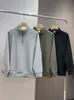 Sudadera simple y versátil para hombre con cuello alto y media cremallera, nuevo estilo de otoño, prenda interior casual suelta y texturizada de color sólido pesado