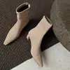 Botines de tacón medio con punta estilo francés para mujer, nuevos botines ajustados de gamuza para otoño e invierno 2026, botines elásticos de tacón grueso, botines negros cortos