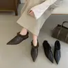 Primer Encuentro Temporada Zapatos Mocasines de Tacón Grueso Puntiagudos Forrados de Felpa para Mujer 2026 Nuevos Mocasines Retro Otoño Invierno Zapatos Peludos Zapatos de Algodón