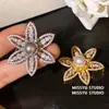 Broche de Flor de Perla con Diamantes Completos Transfronterizo Europeo y Americano, Pin de Broche de Diseño Lujoso, Accesorios de Traje de Gama Alta al por Mayor