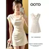 Vestido de Verão Novo Slim Linha A de Alta Qualidade de Um Ombro com Pregas Cintura Marcada em Bege Arroz Lindo Vestido Francês