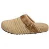 Sapatos de Verão Femininos para Exterior Estilo Birkenstock Trançado, Modelo Novo com Design de Meia-Chinelo Fechado na Ponta, Sandálias de Salto Grosso Vazadas de Alta Qualidade Estilo Férias