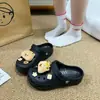 2026 Modelo Nuevo Zuecos Accesorios para Zapatos Piezas DIY Encantos de Zapatos Capibara Peluches Lindos Decoraciones Creativas para Zapatos para Niñas