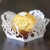 Cross-border novo criativo Dia dos Namorados rosa oco Ferrero chocolate caixa de doces bolo decorativo laço de papel