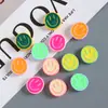 Accesorios Lindos de Cara Sonriente de Resina para Manualidades Pegamento de Crema Pasador Imán para Refrigerador Hebilla de Zapato Parche Decorativo Material