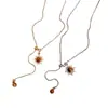 Collar de Girasol de Lujo Ligero para Mujer 2024 Nuevo Accesorios de Nicho de Lujo Ligero Cadena para Suéter Popular Otoño e Invierno