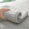 Tapete Gelado de Látex para Verão para Uso Doméstico, Lavável à Máquina, Novo Modelo 2026, Lençol de Cama de Solteiro para Dormitório, Tapete de Seda Gelada, Colchão Refrescante, Tapete Macio