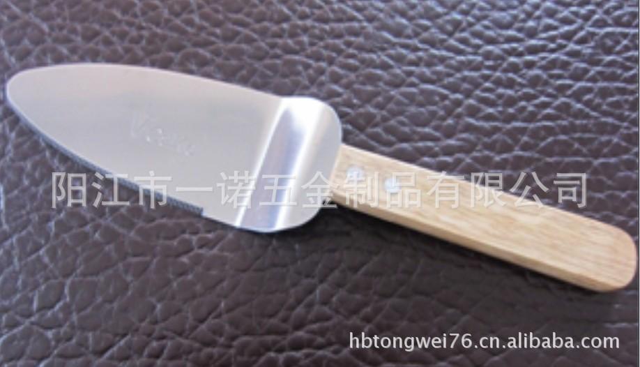 P-007P木柄蛋糕铲,面包铲总长25.5CM.柄长10.5