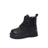 Botas Martin para Niños 2025 Nuevas Llegadas de Verano Zapatos para Niñas Botines Cortos para Bebé Botas de Cuero Botas para Niños Grandes Botas Amarillas Pequeñas