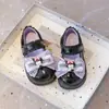 Sapatos de Couro de Princesa Kuromi para Meninas 2025 Verão Novos Mary Janes Infantis com Laço Solado Macio Sapatos Individuais da Moda