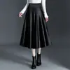 Falda de satén de acetato línea A para mujer, nuevo estilo otoño e invierno 2026, de cintura alta, adelgazante, de longitud media, elegante y con estilo, con un bajo amplio