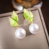 Pendientes de Botón de Amor Elegantes de Estilo Coreano Incrustados de Diamantes Estilo Mori Pequeños Frescos de Moda Pendientes Versátiles Nicho Lujo Ligero Pendientes de Gama Alta