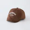 Gorra de béisbol infantil estilo coreano con letra de Los Ángeles, gorra unisex versátil de moda estilo universitario que hace que la cara se vea más pequeña