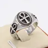 R1428 Joyería de Comercio Exterior al por Mayor Personalidad Europea y Americana Retro Anubis Cruz Anillo de Acero de Titanio para Hombre
