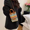 Bolsa Tecida em Cor Contrastante para Mulheres 2025 Verão Nova Moda Trendy Palha Tecida Bolsa para Celular Versão Coreana Nicho Simples Bolsa Transversal