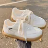 Zapatillas de Entrenamiento Alemanas de Nicho Estilo Hong Kong 2026 Verano y Otoño Nuevas Transpirables Casuales Versátiles Planas Blancas para Mujer