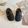 Zapatos de Cuero para Niñas 2026 Primavera y Otoño Estilo Nuevo Zapatos Individuales para Niñas Zapatos de Princesa Estilo Británico Zapatos para Bebé Transpirables de Suela Blanda