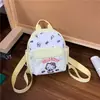 Mochila de Ombro Portátil de Pelúcia Gatinho Hello Kitty Coração de Menina Mochila Fofa de Rua Presente