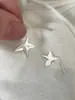 Pendientes de Stud Pentagrama Cepillados Mate para Mujer Pendientes de Estrella Tridimensionales de Nicho Personalidad Simple Genial Pendiente Versátil de Temperamento