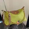 Bolso de hombro retro de gamuza transfronterizo, nuevo bolso tipo almohada con correa de cadena 2026, moderno y versátil, gran capacidad, bolso cruzado