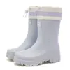 Novas Botas de Chuva de Cano Longo com Boca de Bisel Alto para Mulheres Impermeáveis Antiderrapantes Resistentes ao Desgaste Sapatos para Uso Externo Manga de Trabalho para Cozinha Sapatos Femininos