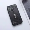 Modelos de Marca de Moda para Hombres y Mujeres Adecuados para Funda de Teléfono Móvil Apple 11/12/13 Promax Apple 16Pro Corazón de Cuero Estéreo