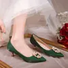 Sitio web independiente transfronterizo zapatos de boda talla grande 2022 nuevo modelo para mujer doble felicidad pedrería poco profundos de tacón alto zapatos de boda verdes