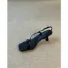 Sapatos de salto alto estilo francês Chuyuji para mulheres, saltos finos que não cansam os pés, novo modelo 2026, bico quadrado, sandálias abertas