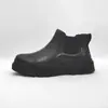 Botas Chelsea Curtas Pretas Estilo Celebridade da Internet Mona para Homens, Botas Martin de Couro Genuíno Britânico, Slip-On, Sola Grossa, Cano Médio