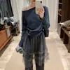 Top de punto verde claro estilo coreano de un solo hombro para mujer 2026 Nueva llegada de primavera Elegante top estilizado con cintura sutilmente ceñida