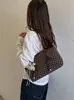 Bolso de Lunares para Mujer 2026 Nuevo de Moda Salida de Otoño de Gama Alta Bolso de Hombro para el Trabajo Bolso de Hombro Exquisito Versátil