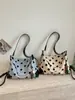 Bolsa de Tecido de Bolinhas de Moda de Nicho de Verão de Alta Qualidade, Bolsa de Ombro Exclusiva para Uso Externo para Mulheres, Bolsa de Ombro Versátil de Grande Capacidade para Mulheres