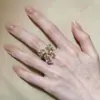 Anillo Retro Estilo Francés Old Money con Incrustaciones de Diamantes para Mujer, Nicho, Simple, Lujo Ligero, Versátil, Dulce y Elegante, Anillo de Alta Gama para Mujer