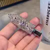 Grampo de Cabelo de Couro com Bolinhas e Coração Prateado Estilo Doce e Cool Clipe para Franja Clipe para Bordas de Cabelo Quebrado Grampo de Cabelo de Alta Qualidade para Celebridades da Internet Acessórios de Cabelo