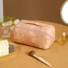 Em estoque Bolsa de Maquiagem Clássica Vintage de Couro PU Simples Bolsa de Armazenamento À Prova d'Água e à Prova de Umidade Multicamadas Grande Capacidade Bolsa de Mão