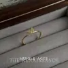 Colección de Anillos Abiertos Dorados con Circonita Brillante Vintage Moda Literaria Retro Estilo de Lujo Accesible Joyería de Mano de Gama Alta