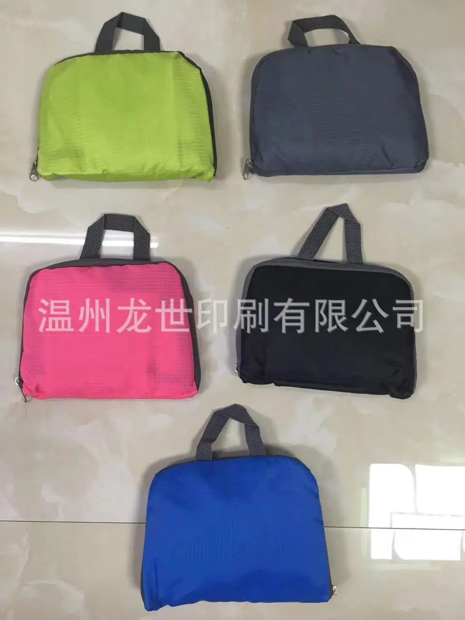双肩背包后