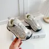Tênis Esportivo Masculino Outono Tendência Cool Cabeça de Manga 2026 Infantil Meninas Leve Caminhada Solado Macio Sapatos de Pai Sapatos Casuais