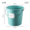 Cubo de plástico para el hogar, portátil, grande, engrosado, para almacenar agua, dormitorio de estudiantes, baño, con tapa, lavandería, pequeño, redondo