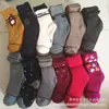 Meias de outono e inverno grossas de terry completo de cano médio para homens e mulheres, cintura média, meias casuais para meia-idade, estoque, cores mistas, meias de toalha