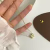 Colar de clavícula com letra H para mulheres, acessório de design novo, moderno e único, corrente de clavícula da celebridade da internet, elegante e personalizada