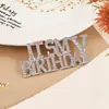 Broche de Cumpleaños con Diamantes de Colores Transfronterizo Europeo y Americano, Letra Inglesa, Pin de Moda, Accesorio de Ramillete, Regalo de Cumpleaños