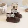 Botas Infantis 2026 Inverno Novo Mais Veludo Pequena Menina Princesa Botas de Algodão Botas Curtas de Algodão para Meninas Botas de Neve Estilosas