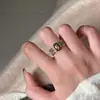 Como uma Borboleta na Natureza, Anel Vintage com um Estilo Fashionável Old Money, Anel Dourado com um Toque de Luxo Leve e High-End, Anel Aberto