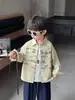 Q125 Camisa para niño, nueva colección de otoño, estilo coreano, prenda exterior delgada y elegante para niños, adecuada para primavera y otoño, top moderno y versátil
