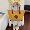 Bolso Nuevo de Estilo Coreano Ins de Nicho con Colores Contrastantes, Bolso de Hombro Versátil, Bolso Tote Texturizado Casual Elegante para Mujer