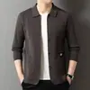 Jaqueta cardigã de malha masculina, nova jaqueta top simples de cor sólida casual da moda de outono para homens, luxo leve